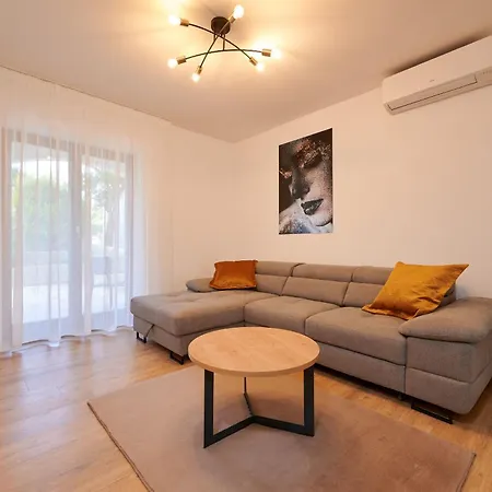 Natali Apartamento *